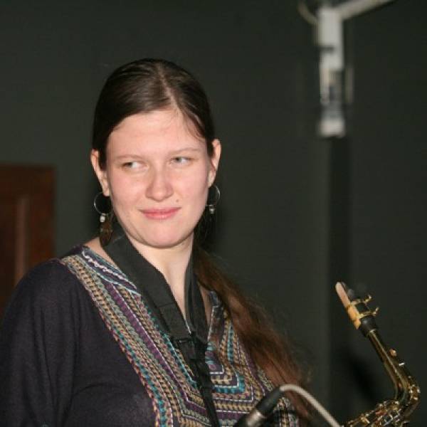 Анна Королева (саксофон)